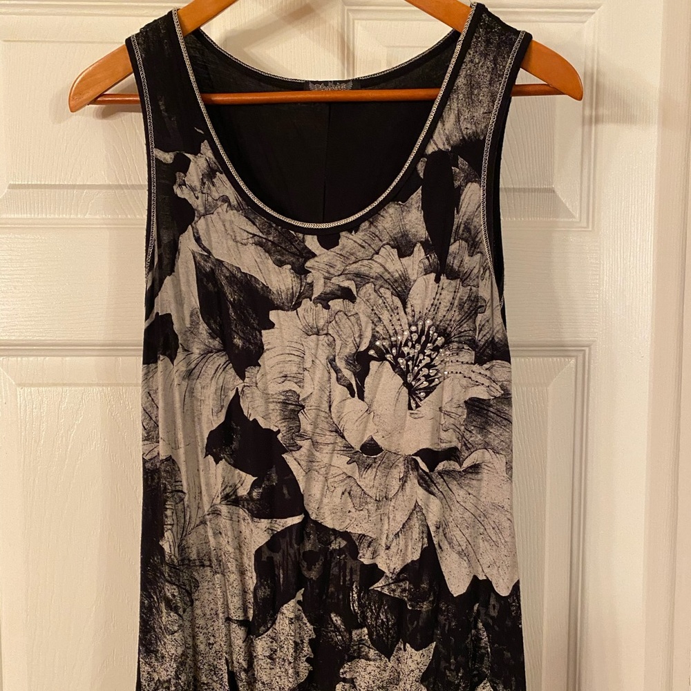 Vanilla Sugar Tank with Interesting Detail